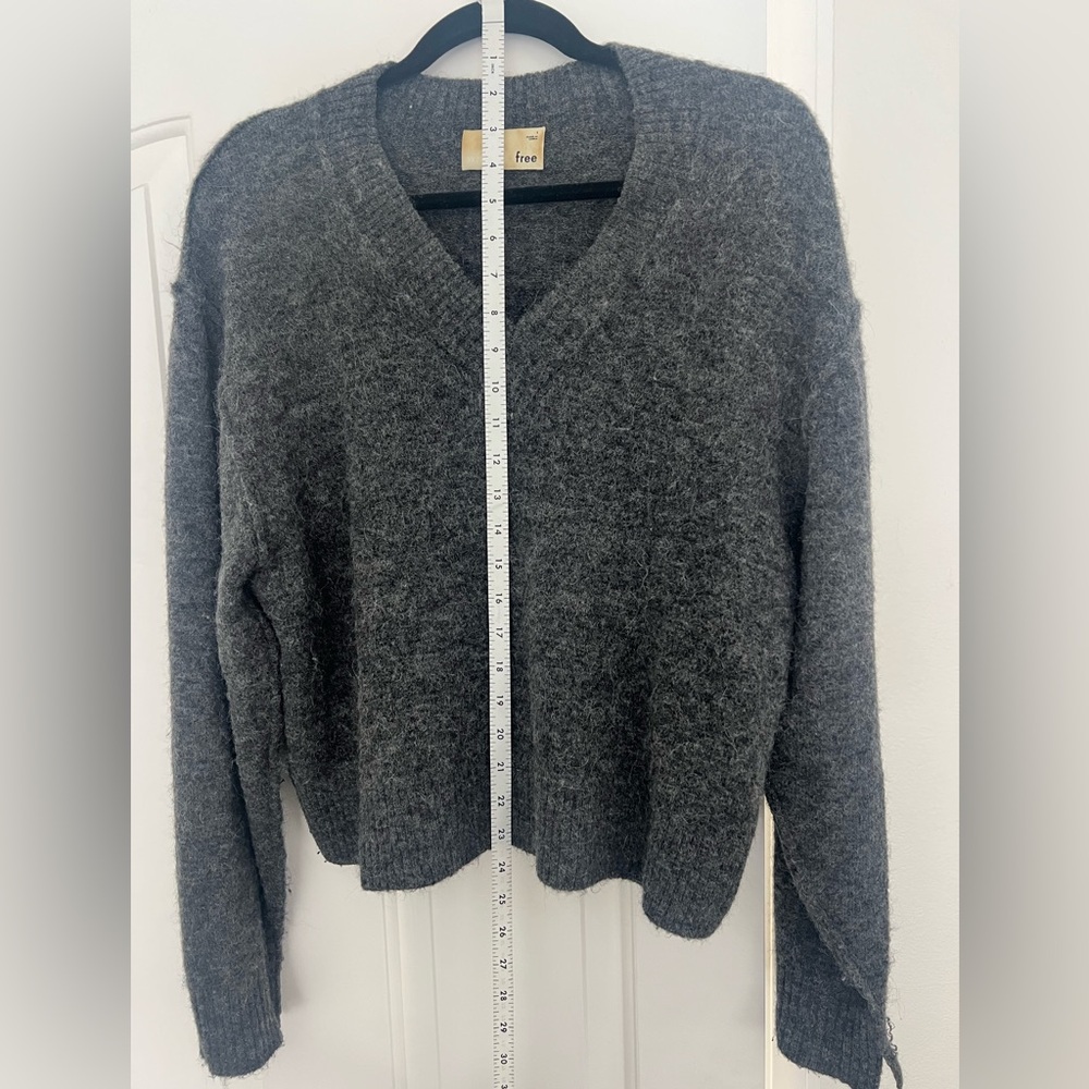 Artizia Wilfred free gray alpaca sweater